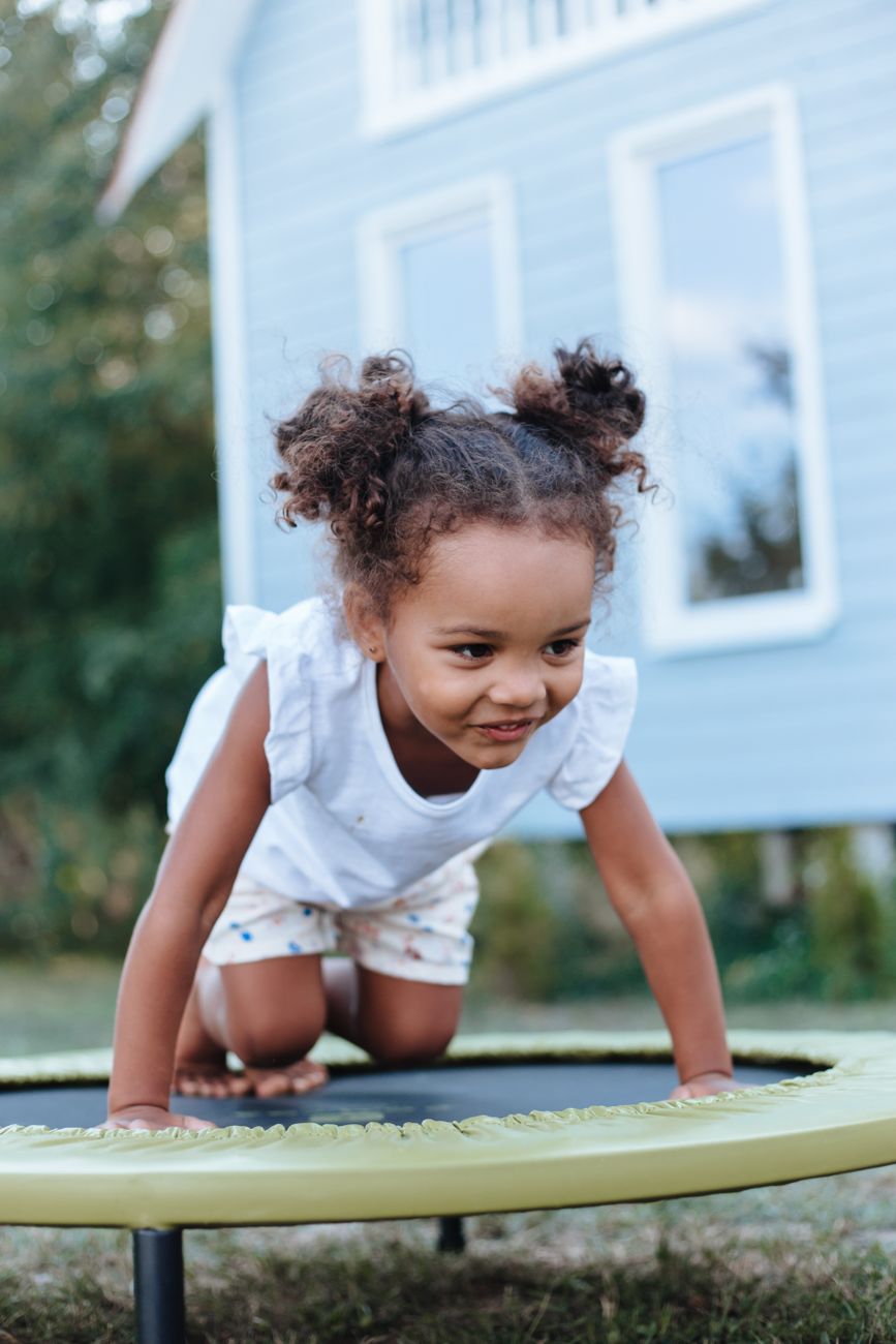 Trampoline rond 244 cm petit jardin Hudora