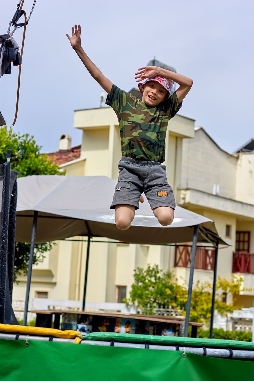 Mini trampoline enfant avec barre de maintien Songmics